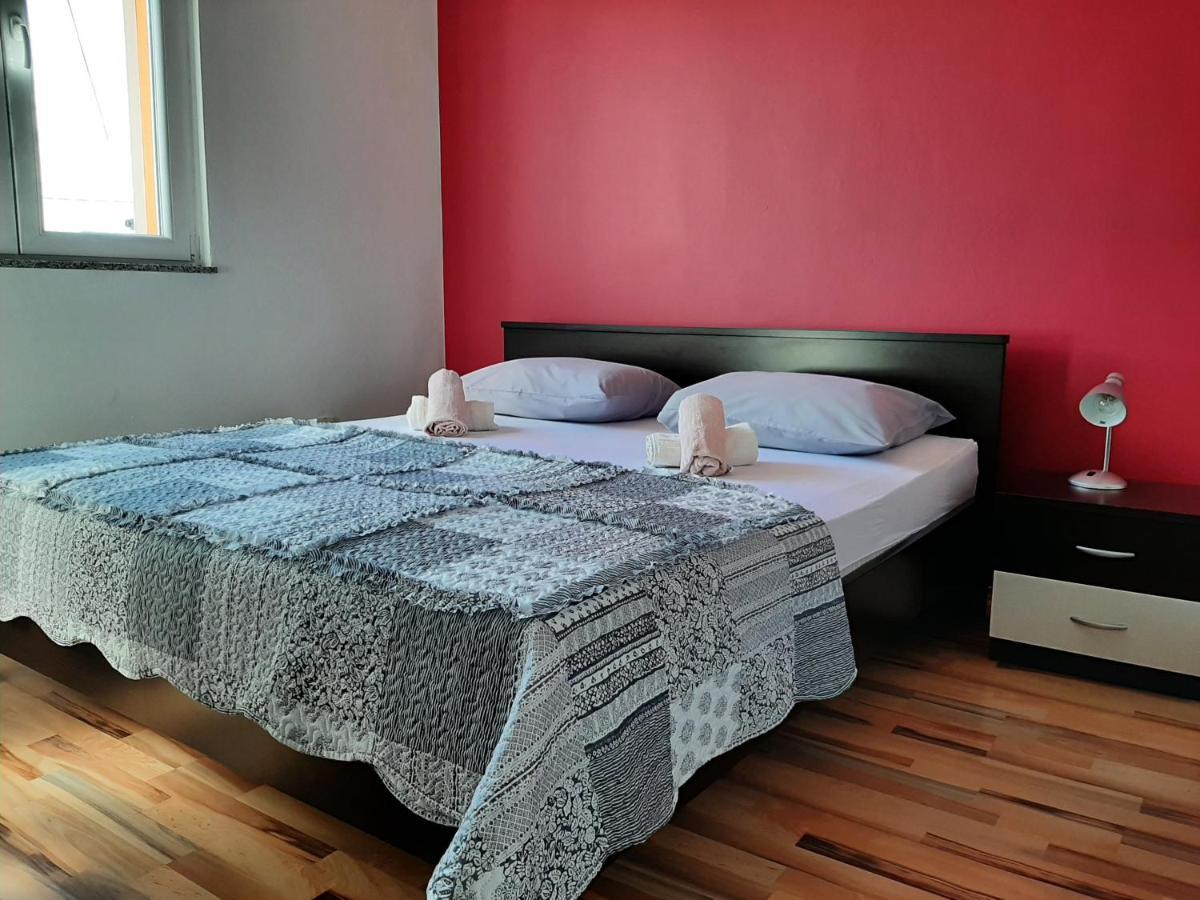 Nozret Apartment Paljuv ภายนอก รูปภาพ